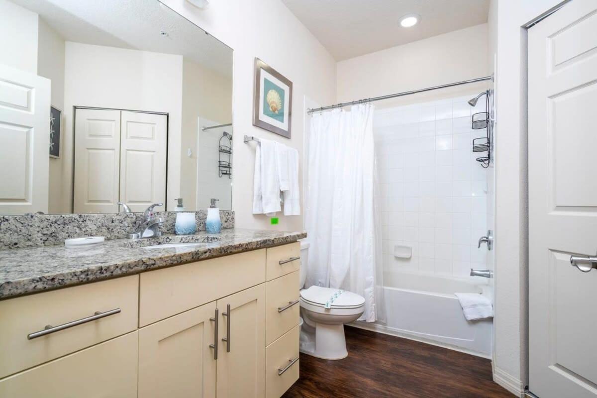 Holiday home Marvelous 4 Bd Close To At West Lucaya 8959